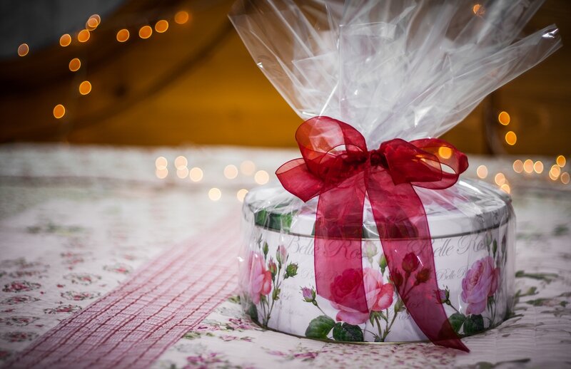 Round Gift Box — White
