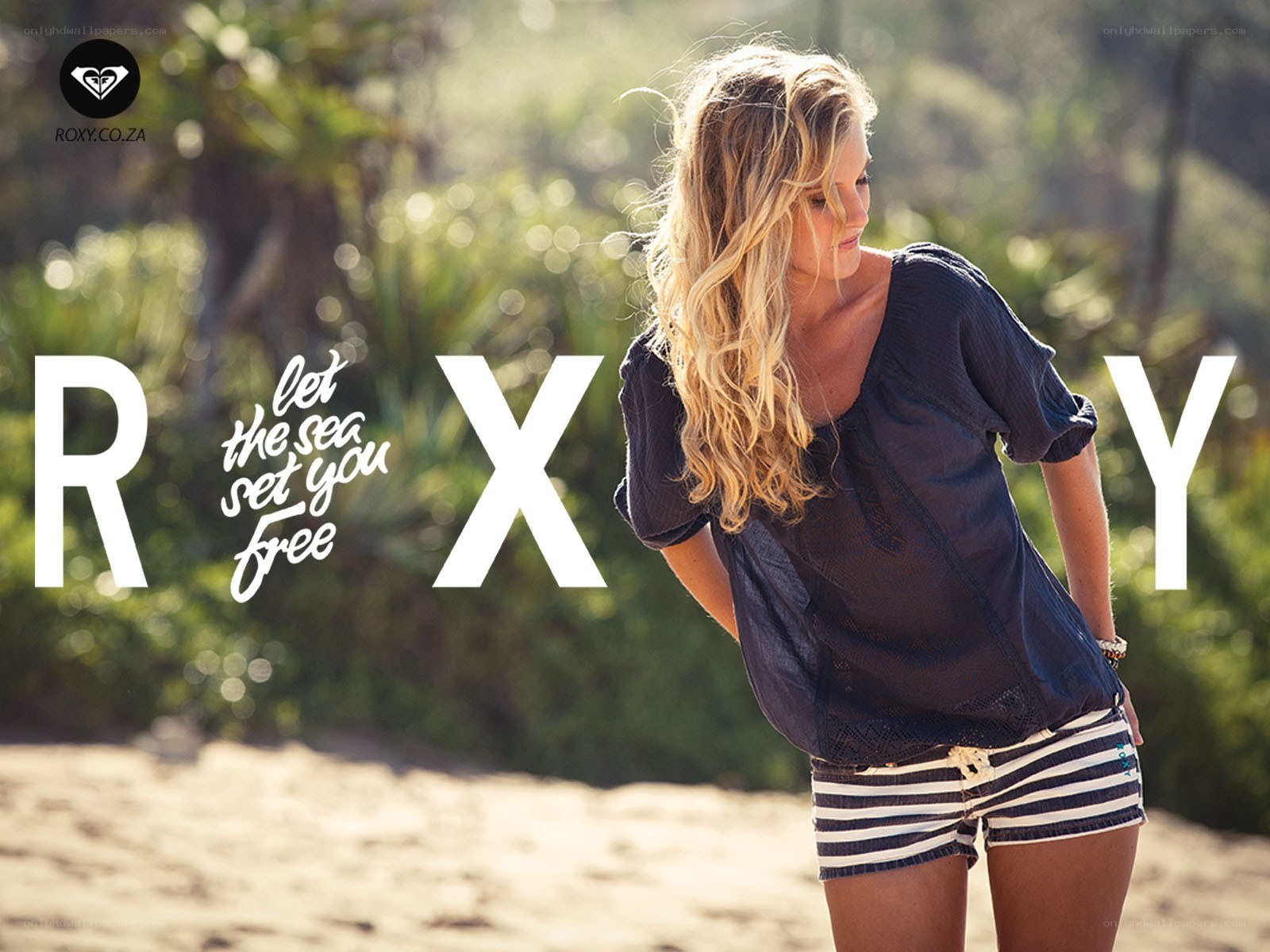 Roxy beach fashion ad
