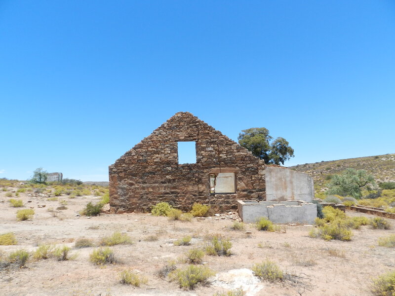 Ruined Stone Building — Blue, Arid