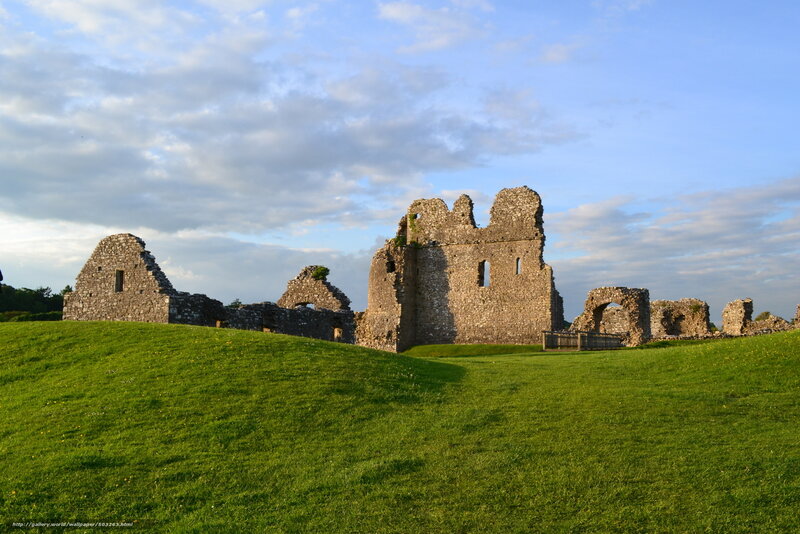 ruins of a castle