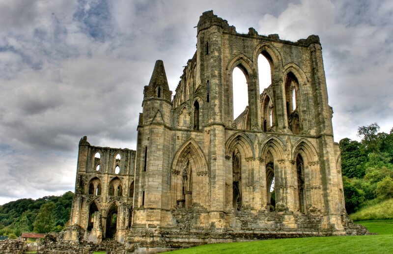 Ruins of a Cathedral — Gray