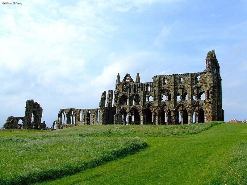 ruins of whitby abbey