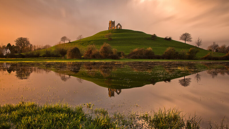 Ruins on a Hill — Green