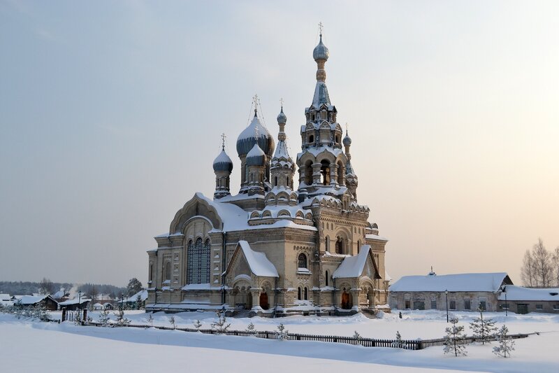 Russian Orthodox Church — White