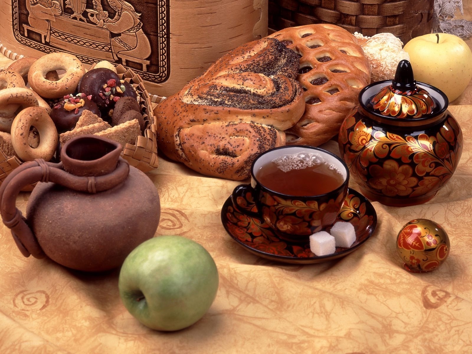 Russian tea and pastries