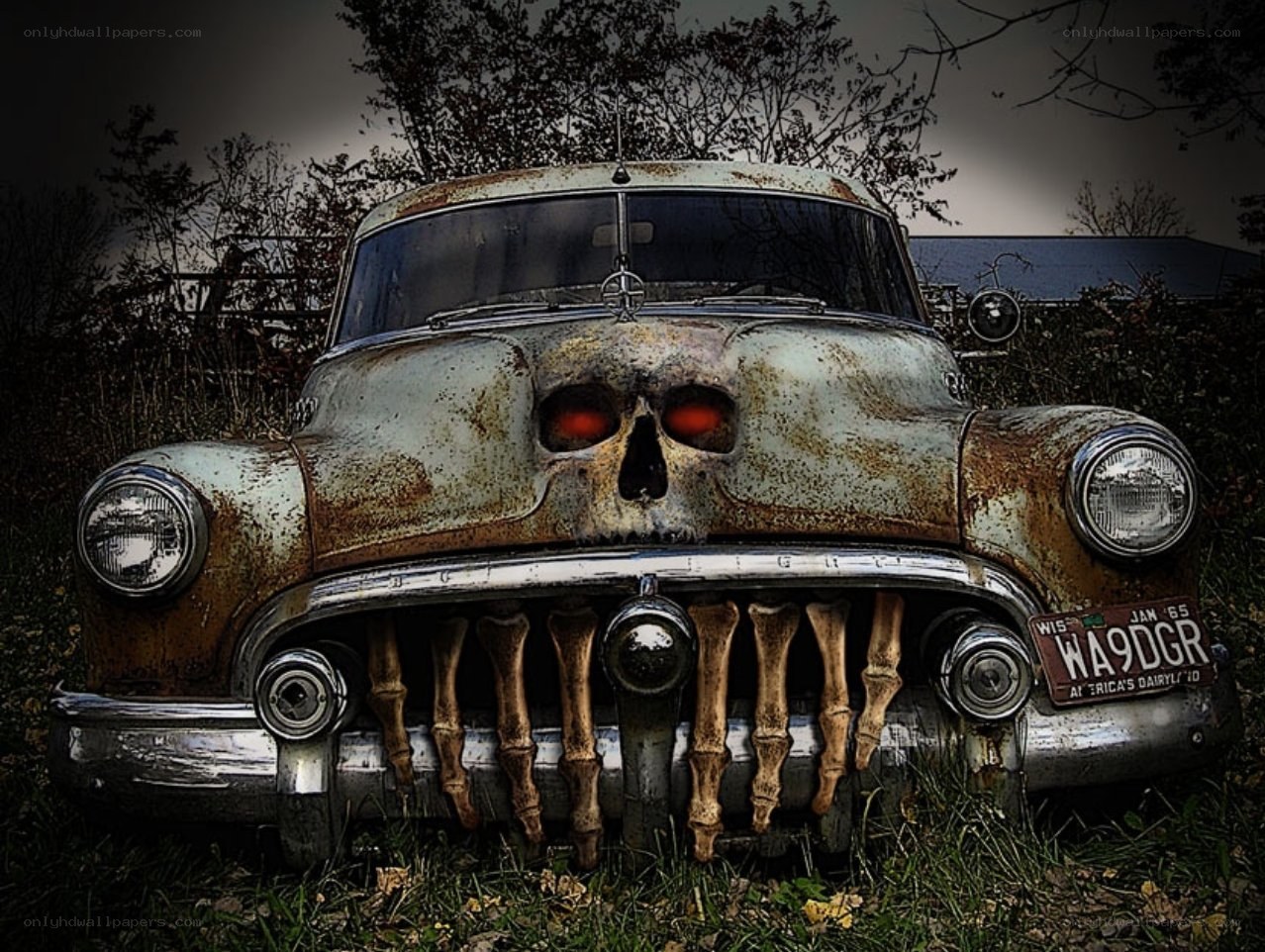 Rusted car with skull design