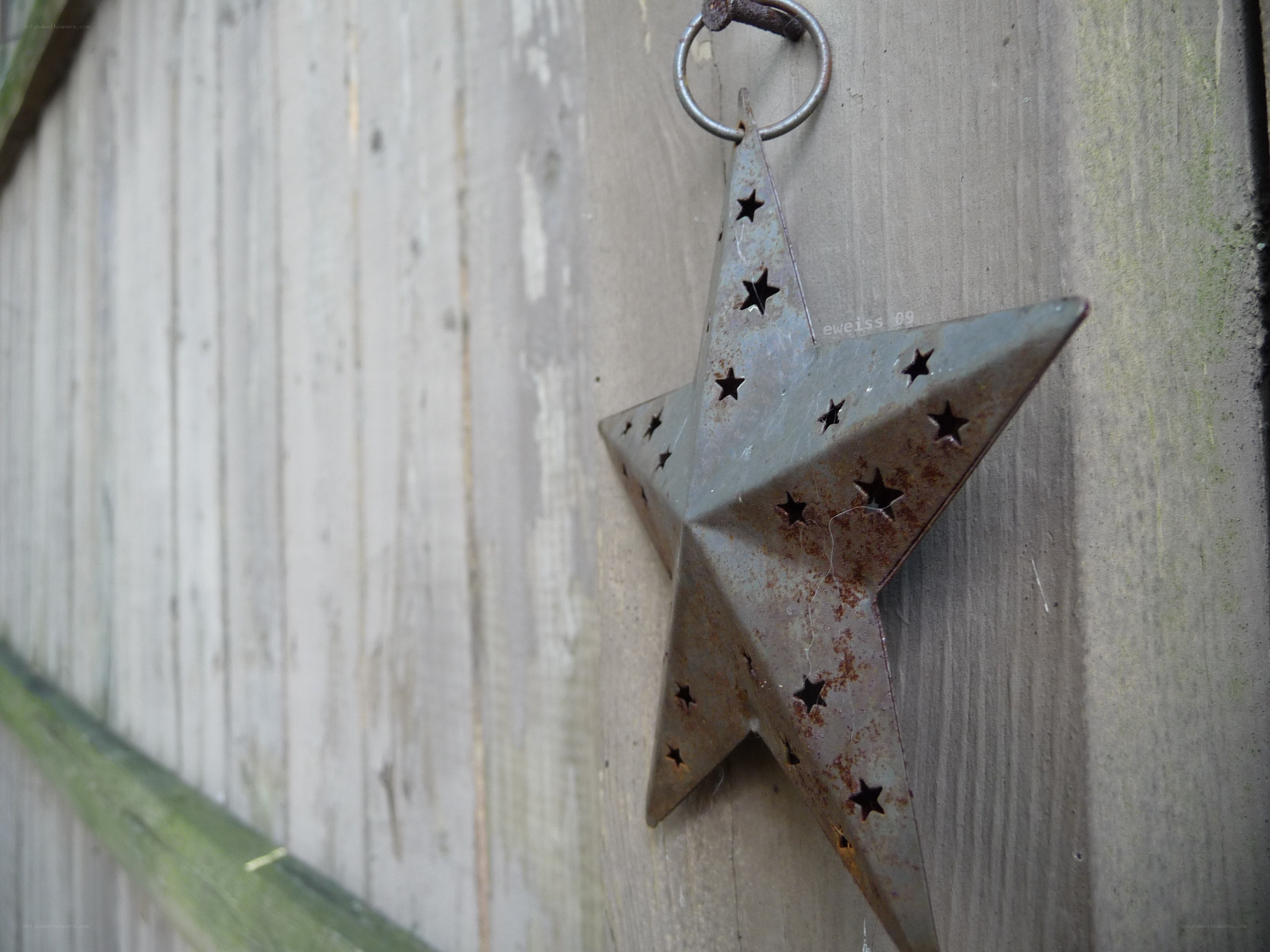 rustic star decoration