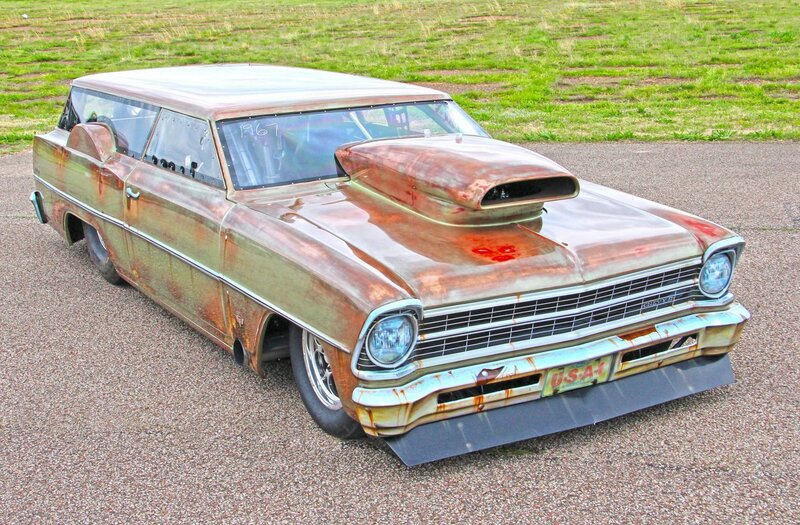 Rusty Custom Car — Brown, Dusty