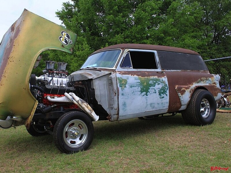 Rusty Custom Van