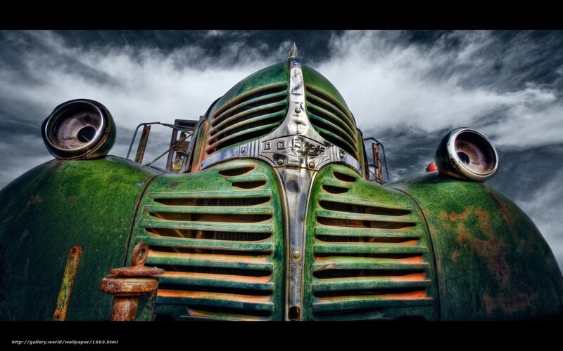Rusty green vintage car front