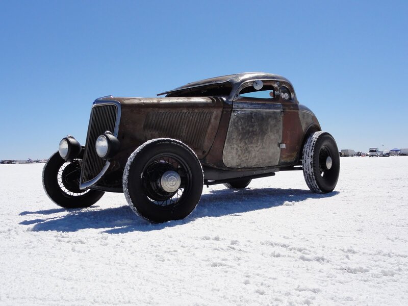 Rusty Hot Rod Car — White