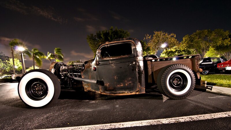Rusty Hot Rod Truck — Black