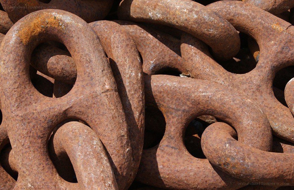 rusty metal chains
