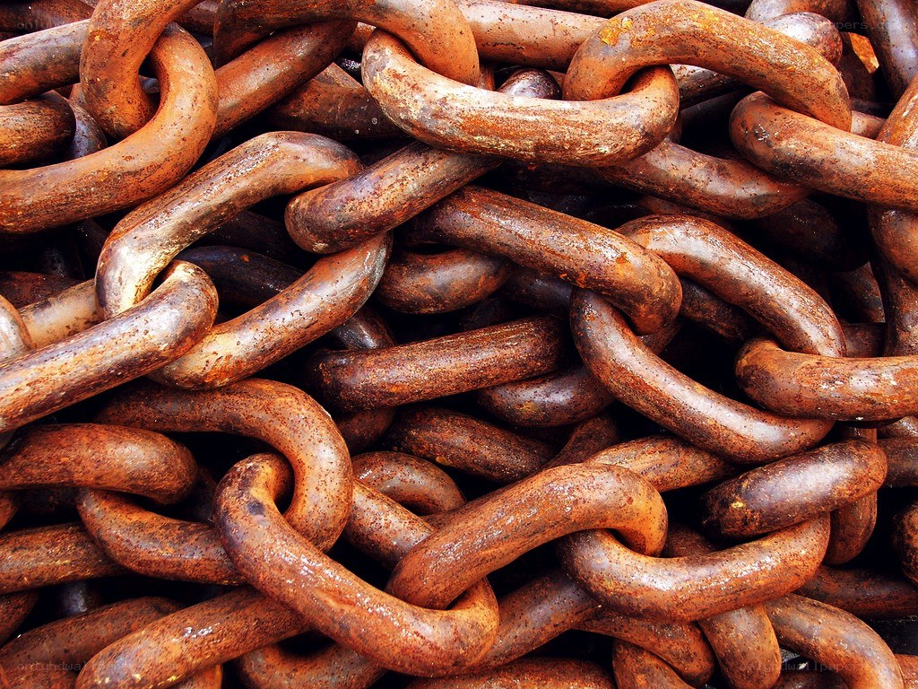 rusty metal chains