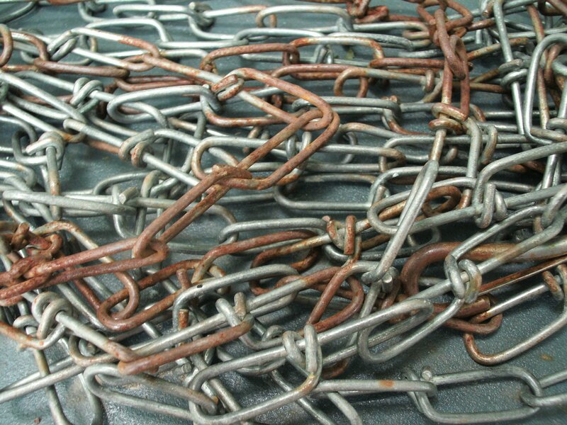 Rusty Metal Chains — Gray