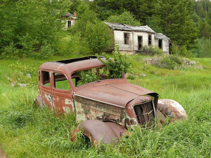 Rusty Old Car