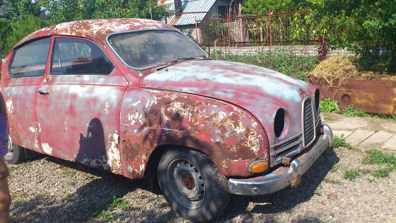Rusty Red Car — Dusty