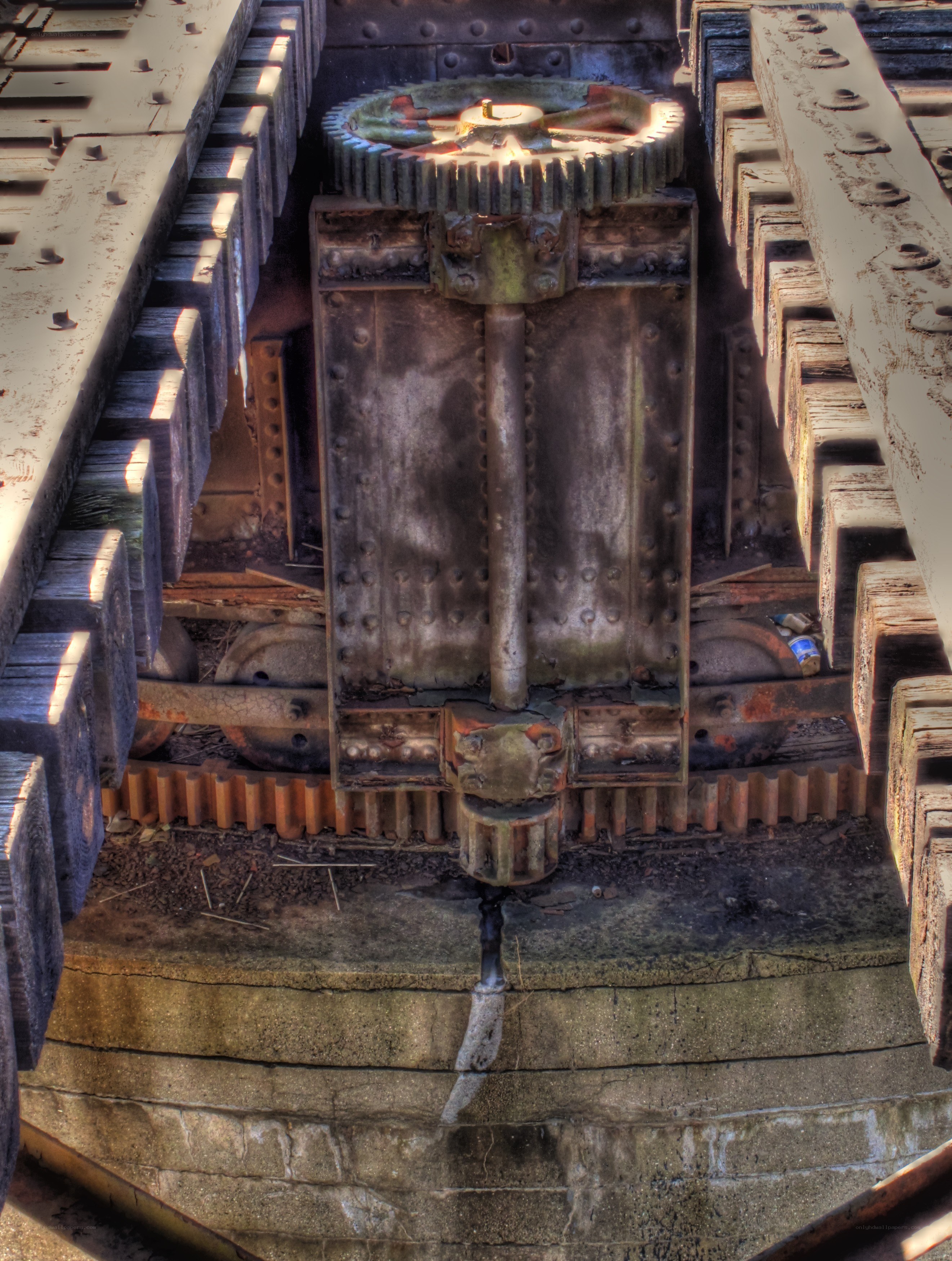 rusty tank track mechanism