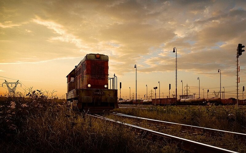 Rusty Train Engine — Orange