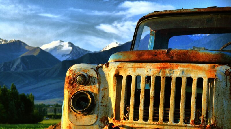 Rusty Truck Front — Blue