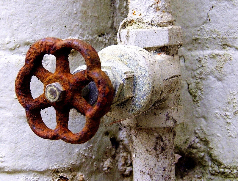 Rusty valve on a pipe