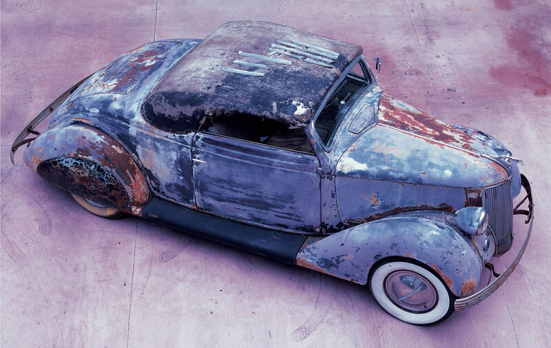 Rusty Vintage Car — Blue, Dramatic