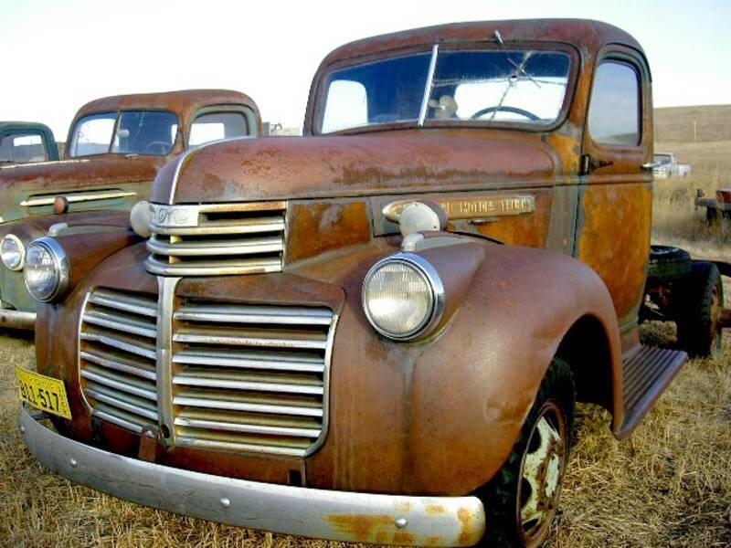 Rusty Vintage Truck — Brown