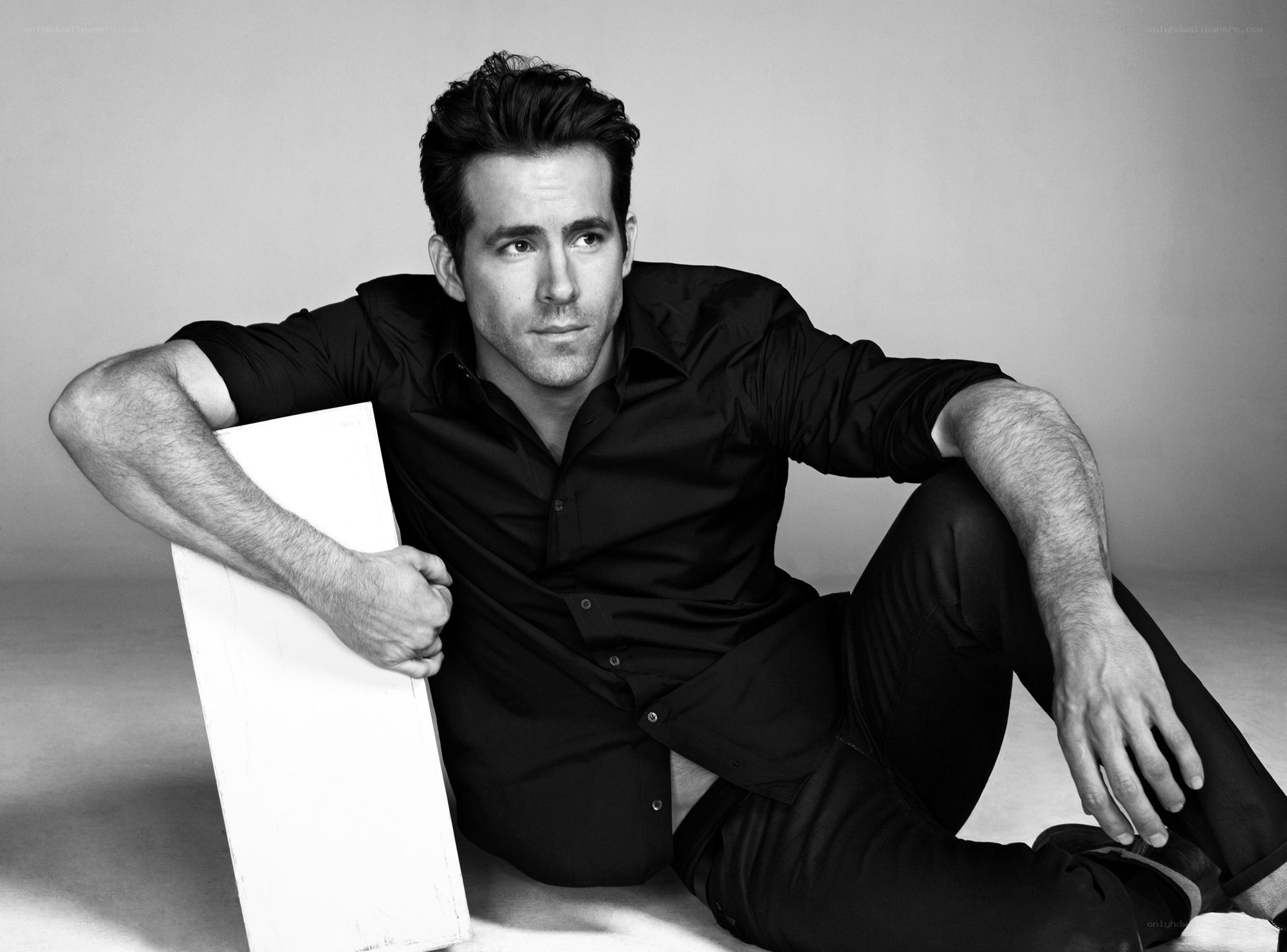 Ryan Reynolds in black shirt