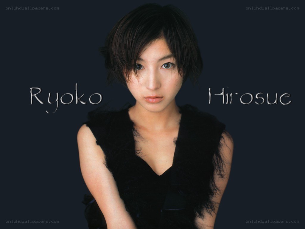 Ryoko Hirosue portrait