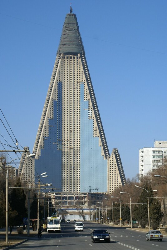 Ryugyong Hotel under construction
