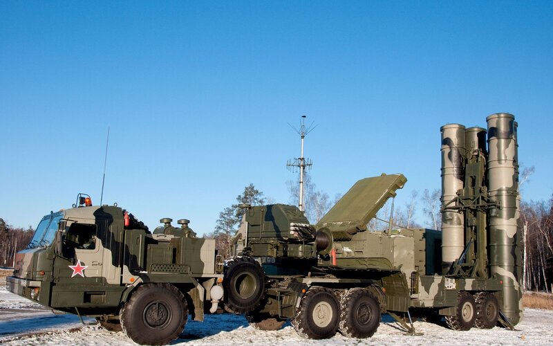 S-400 missile system in winter