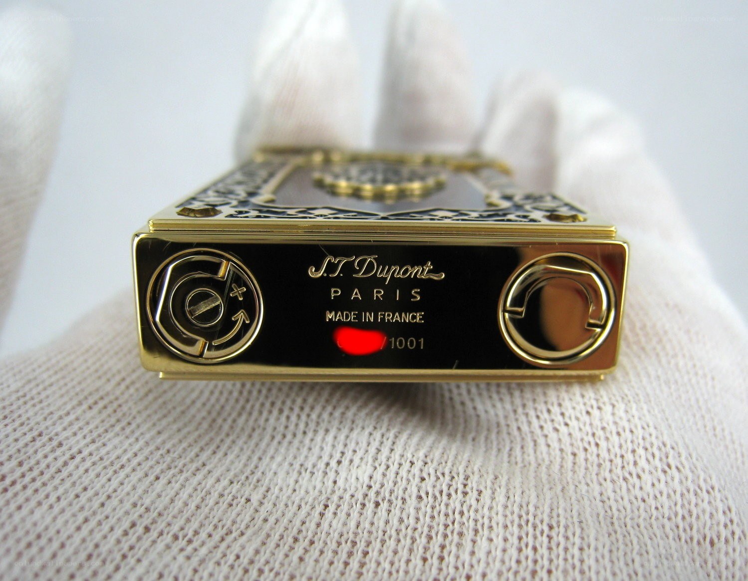 S.T. Dupont lighter