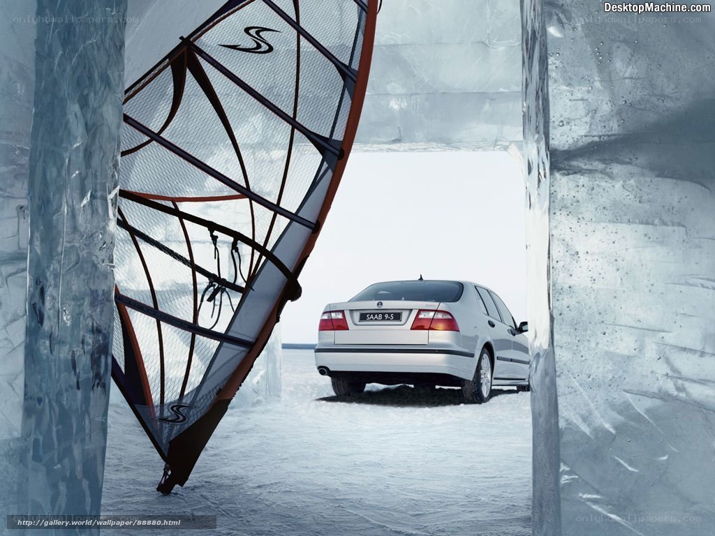 Saab 9-5 in icy tunnel