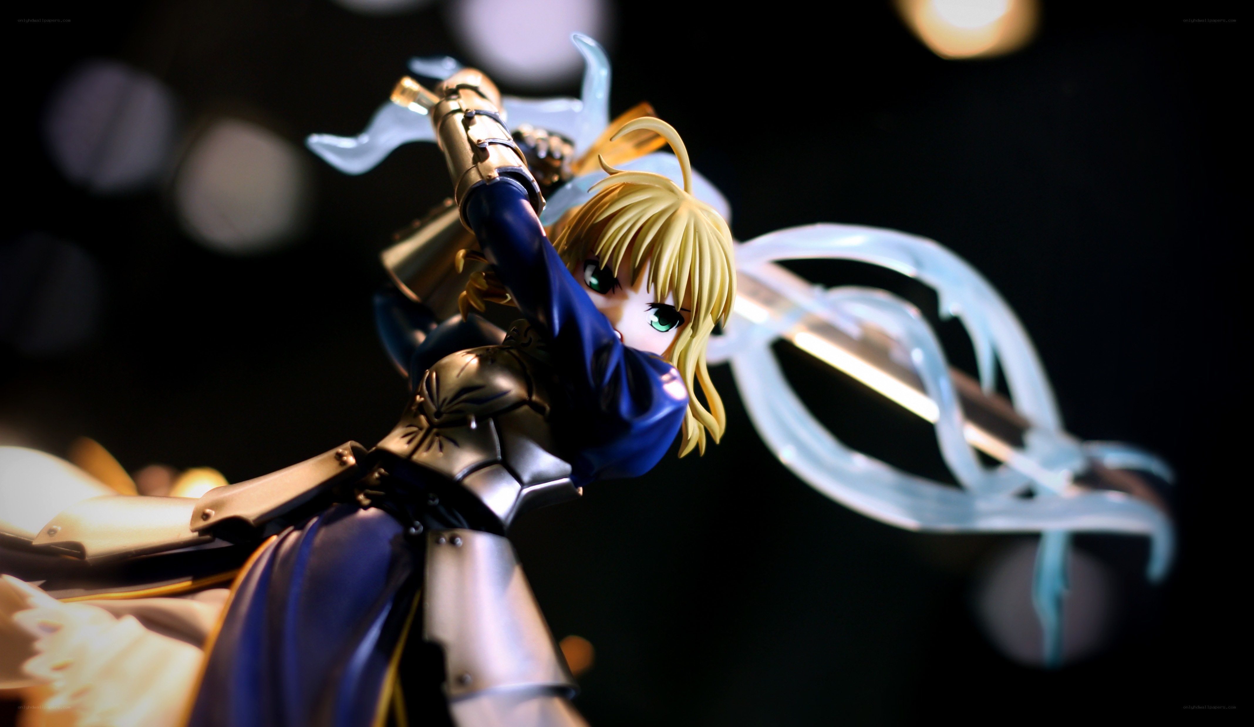Saber action figure in dynamic pose