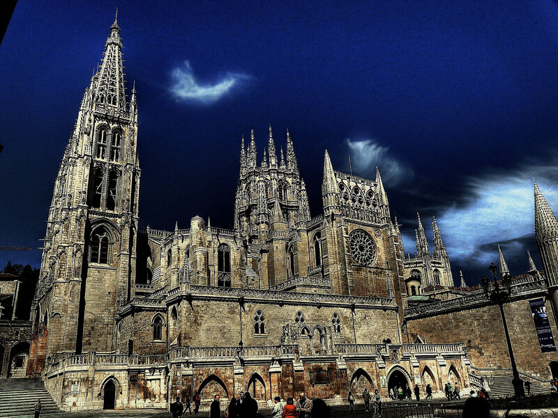 Sagrada Familia at night