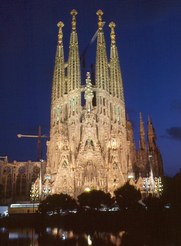 Sagrada Familia at night