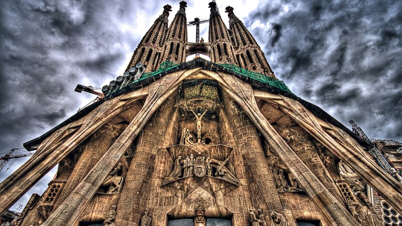 Sagrada Familia Facade — Gray, Dramatic