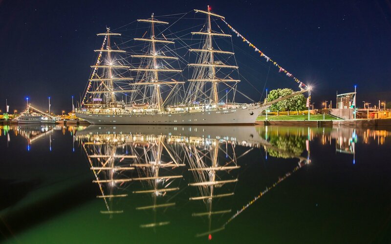 Sail Training Ship — Black