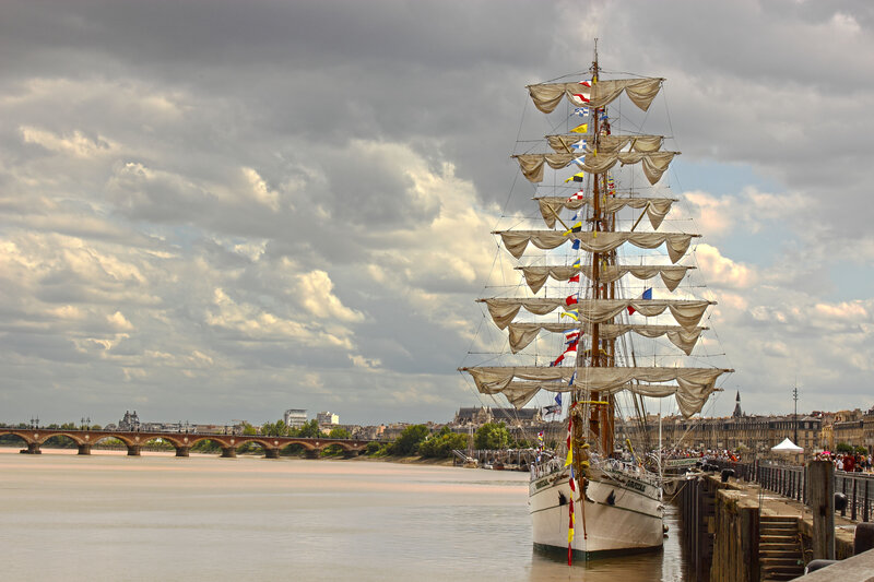 Sailboat Docked at Pier — Gray