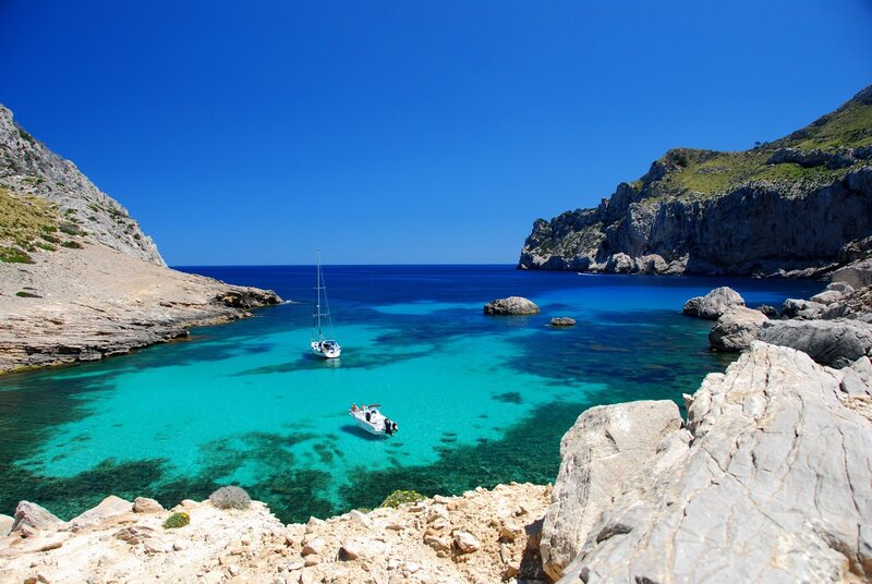 Sailboat in Cove — Blue