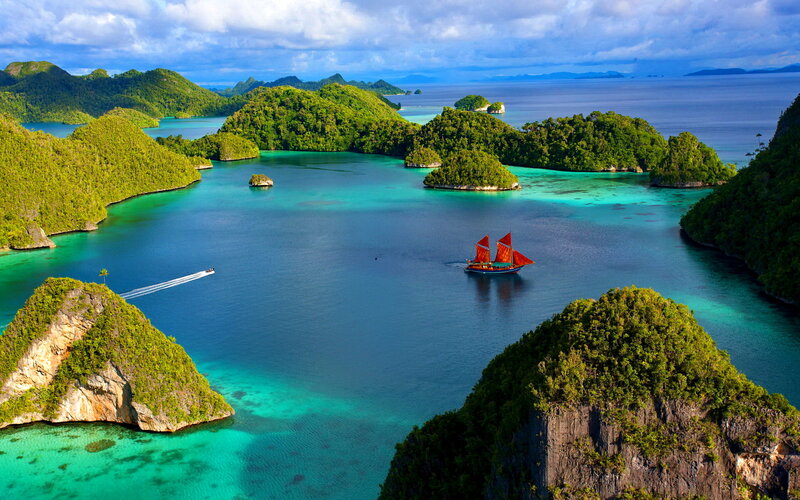 Sailboat in Tropical Bay — Blue, Serene, Afternoon, Photograph, Islands, Boats, Ocean