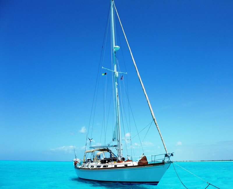 Sailboat in Turquoise Water — Blue