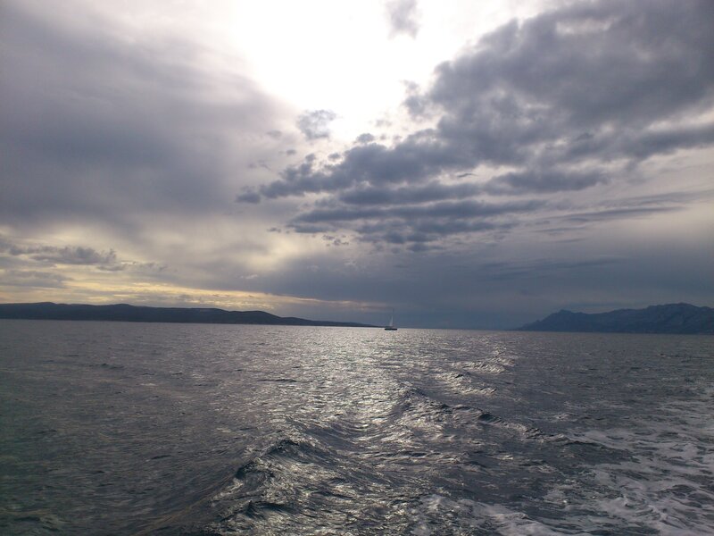 Sailboat on Open Water — Gray