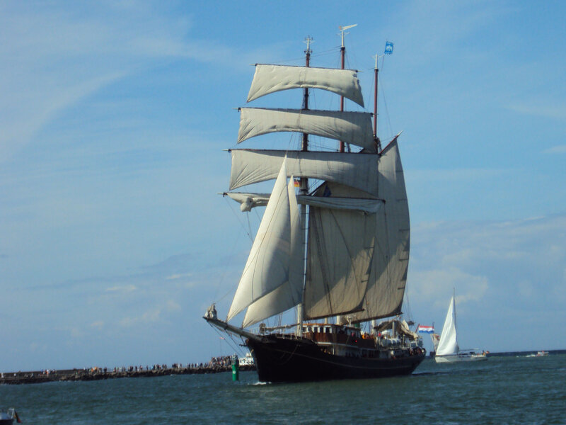 Sailboat with Sails — Blue
