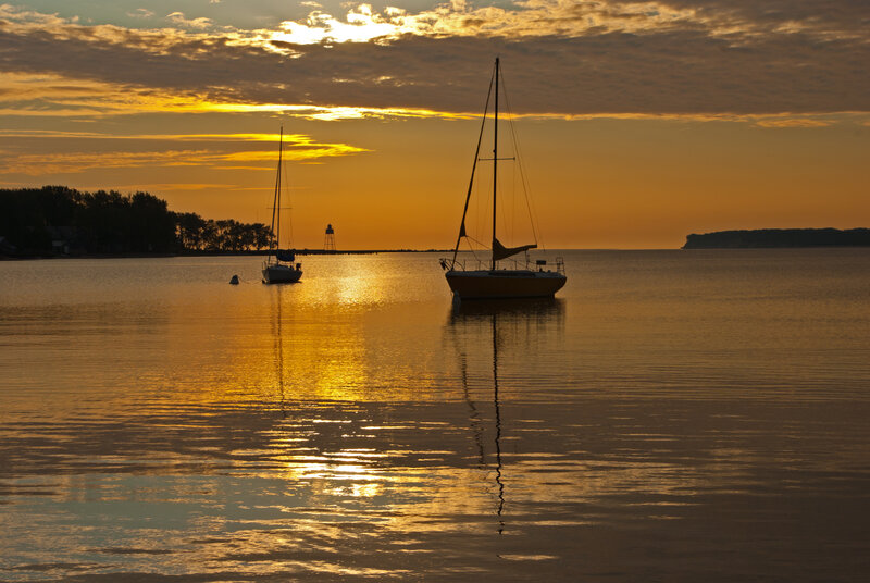 Sailboats at Sunset — Gold, Serene