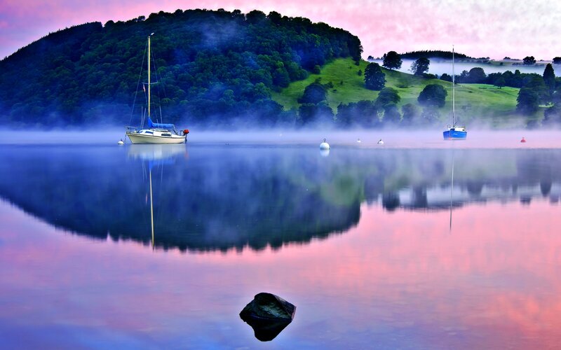 Sailboats on a Lake — Pink