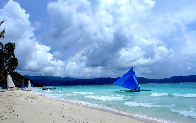 Sailboats on Tropical Beach — Blue