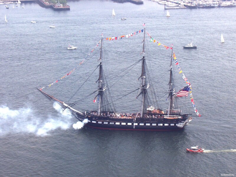 Sailing Ship in Harbor — Black, Active