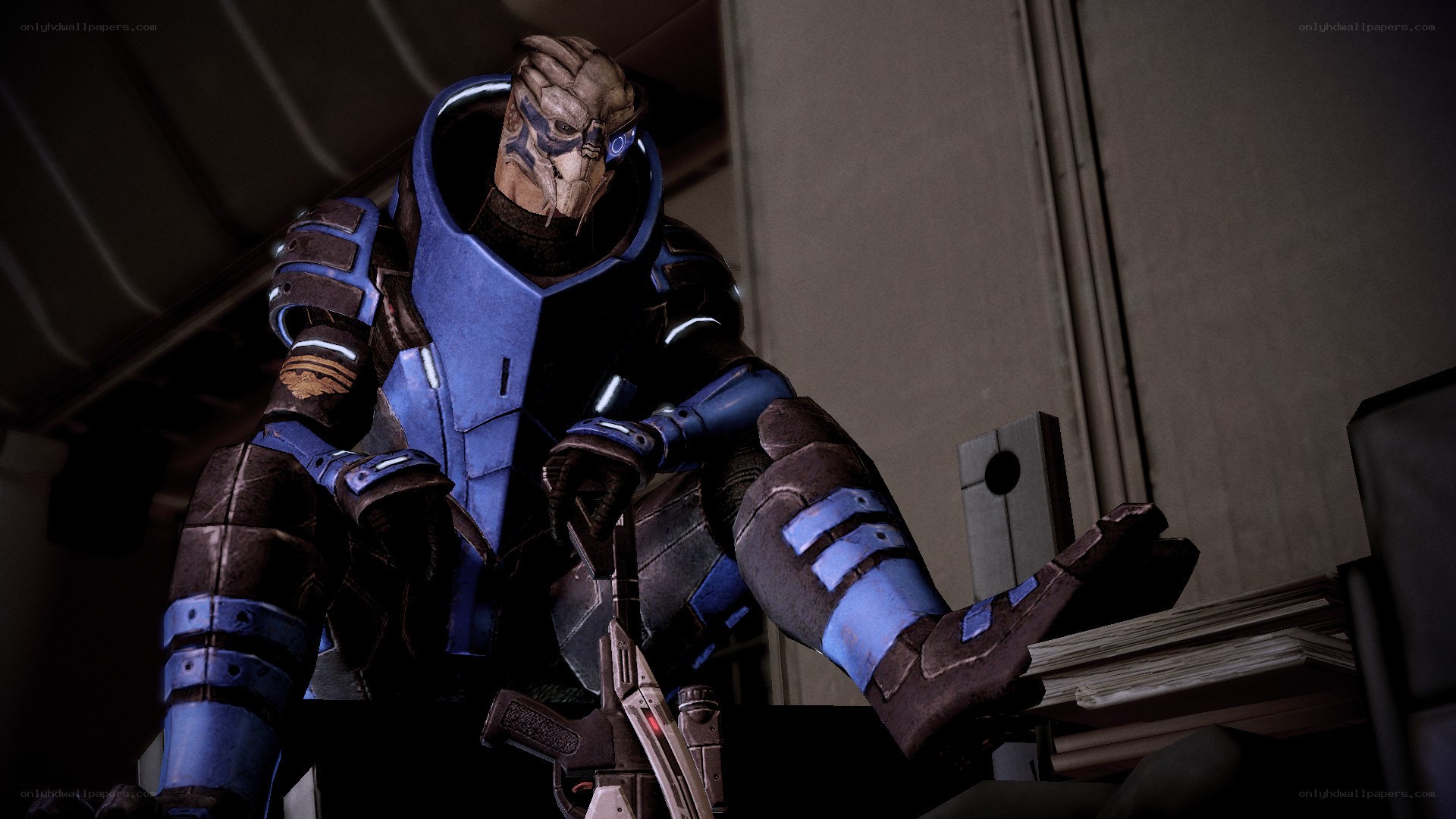 Salarian soldier in armor