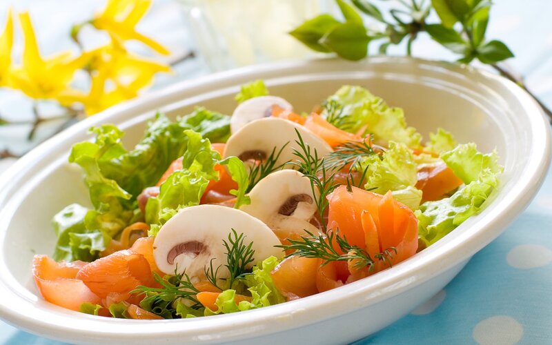 Salmon and Mushroom Salad